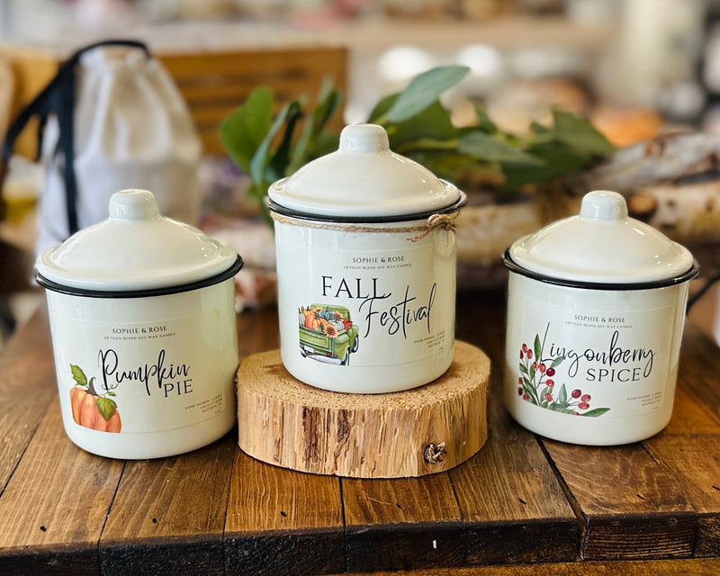 Lingonberry Spice Vintage Tin Candle